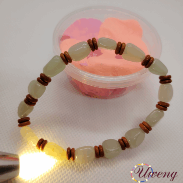 Olive Shell Nephrite Jade Bracelet - Image 3