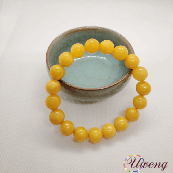 Semi-transparent Amber bracelet(Chicken oil yellow) - Image 3