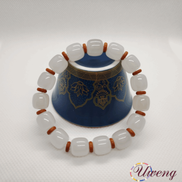 Golden silk jade Olive Shell Bracelet - Image 3