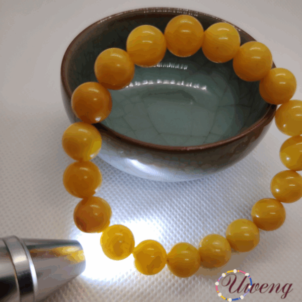 Semi-transparent Amber bracelet(Chicken oil yellow) - Image 4