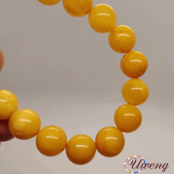 Semi-transparent Amber bracelet(Chicken oil yellow) - Image 5